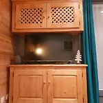 Lägenhet Small Cozy Nest In *