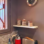 Small Cozy Nest In