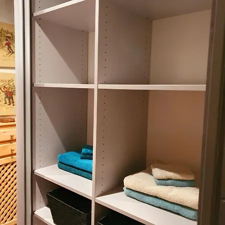 Small Cozy Nest In Daire Morillon