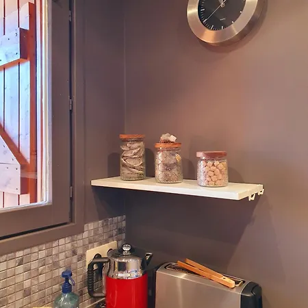 Small Cozy Nest In