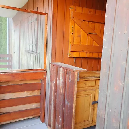 Small Cozy Nest In Daire